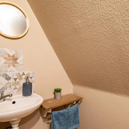 Le Nid Alsacien - Centre - Proche Parking Gratuit - Commerces A Proximite Accommodatie bij particulieren *